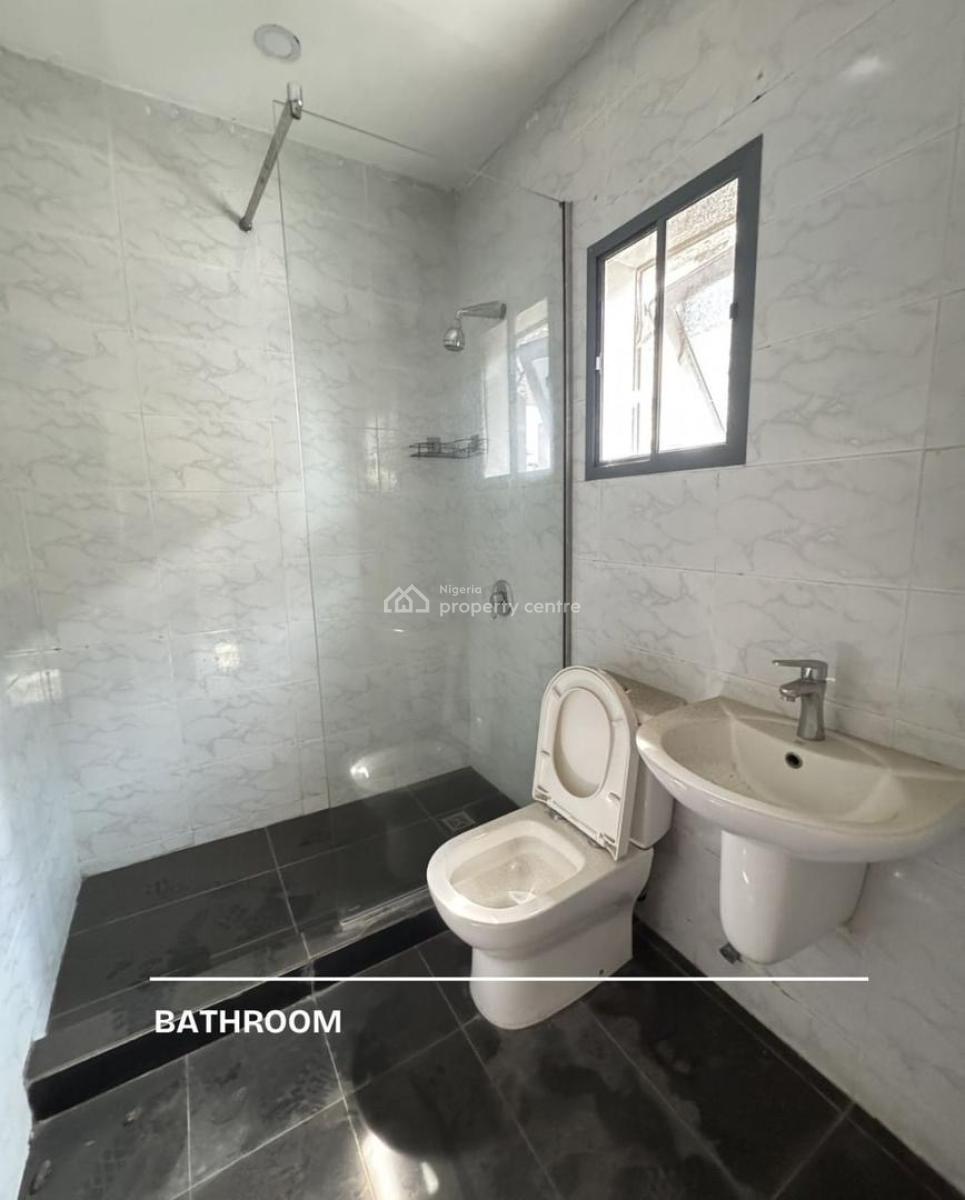 Exquisite 2 Bedroom Maisonette with Bq, Lekki Phase 1, Lekki, Lagos, House for Rent