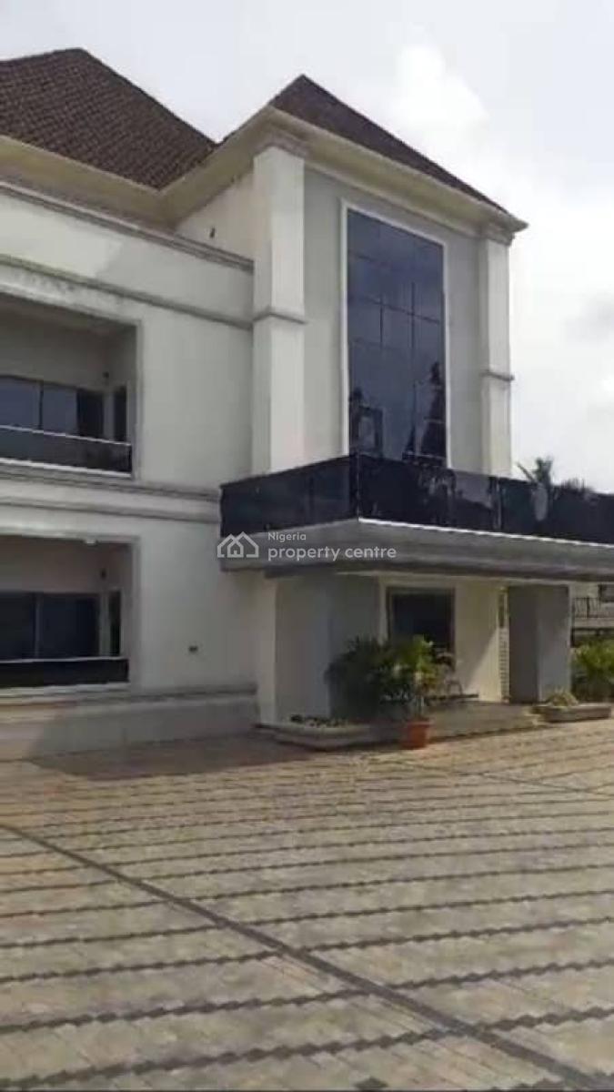 a Smart Private Guest Lounge, Aso Drive, Maitama District, Abuja, Hotel / Guest House for Rent