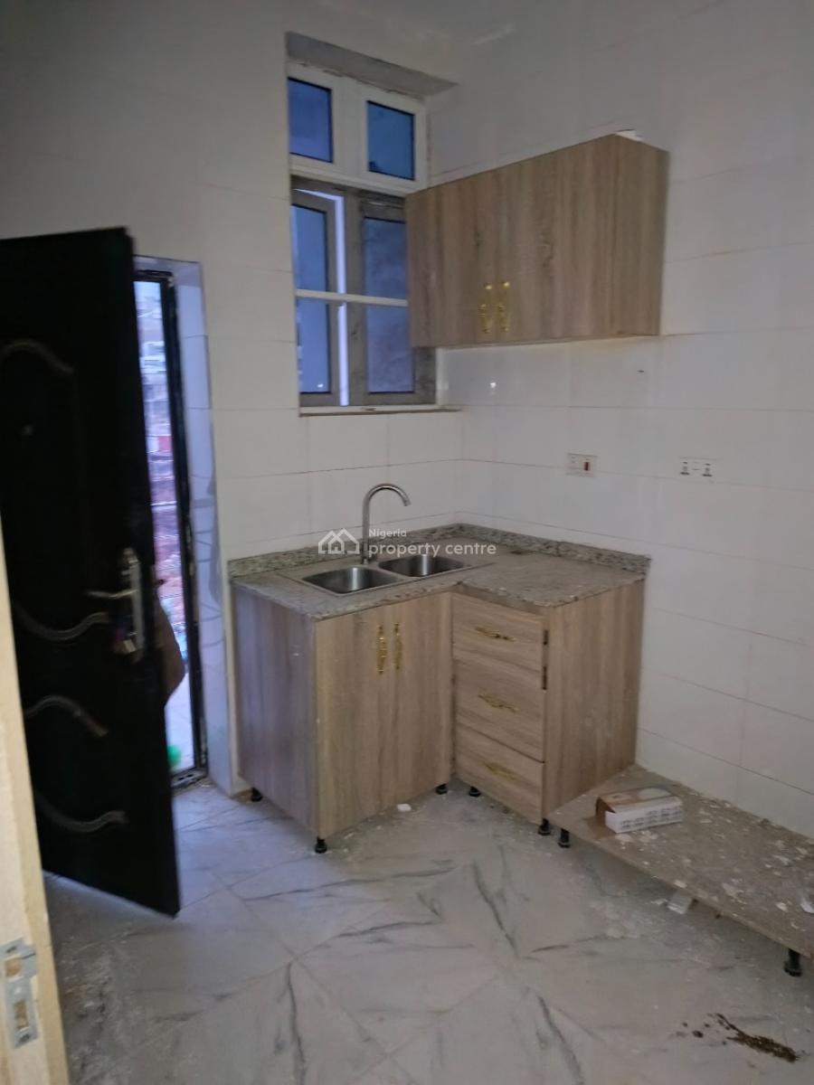 Brand New 2 Bedroom Flat in a Serene Environment, 3rd Avenue Gwarinpa, Gwarinpa, Abuja, Flat / Apartment for Rent