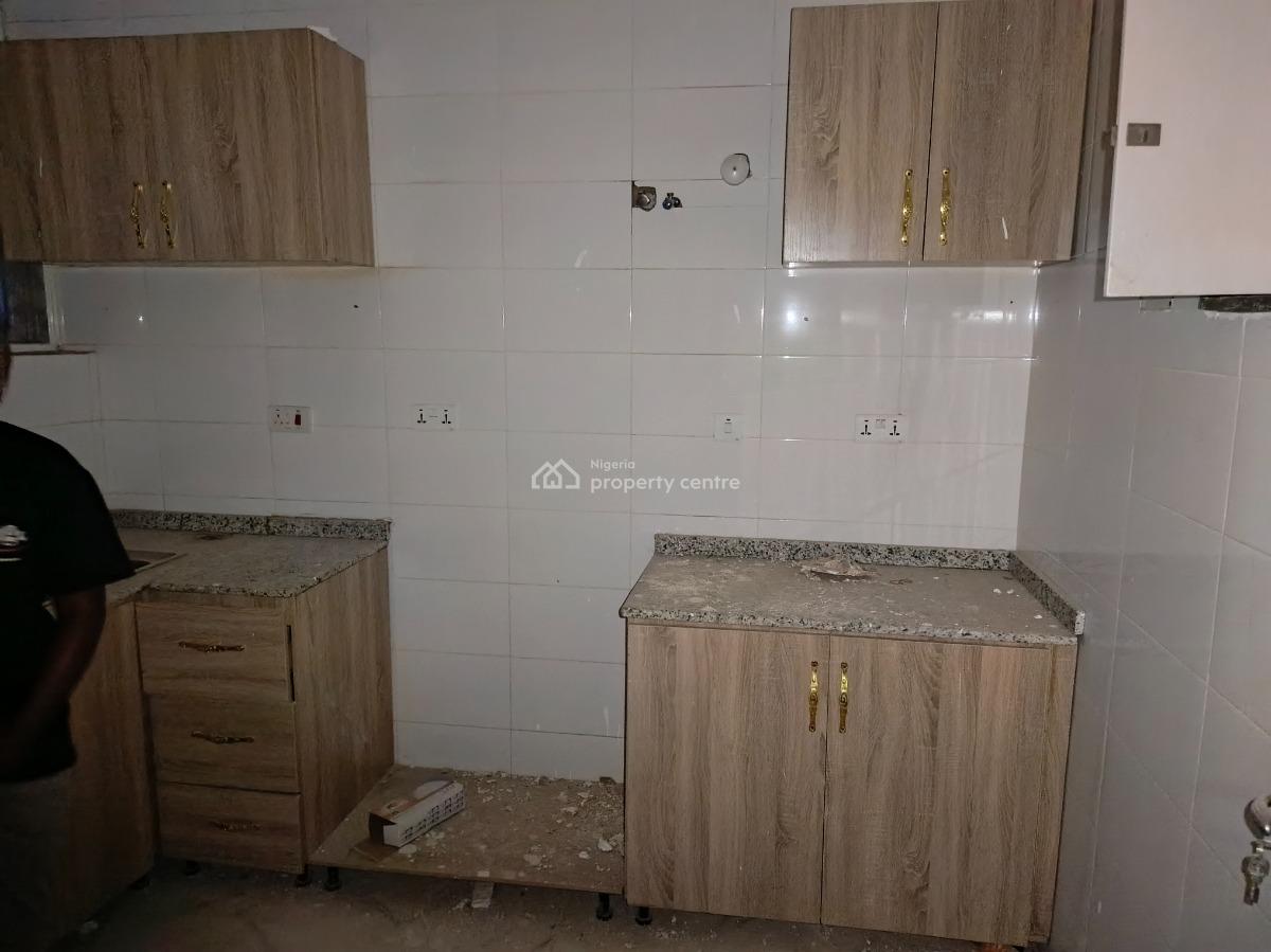 Brand New 2 Bedroom Flat in a Serene Environment, 3rd Avenue Gwarinpa, Gwarinpa, Abuja, Flat / Apartment for Rent