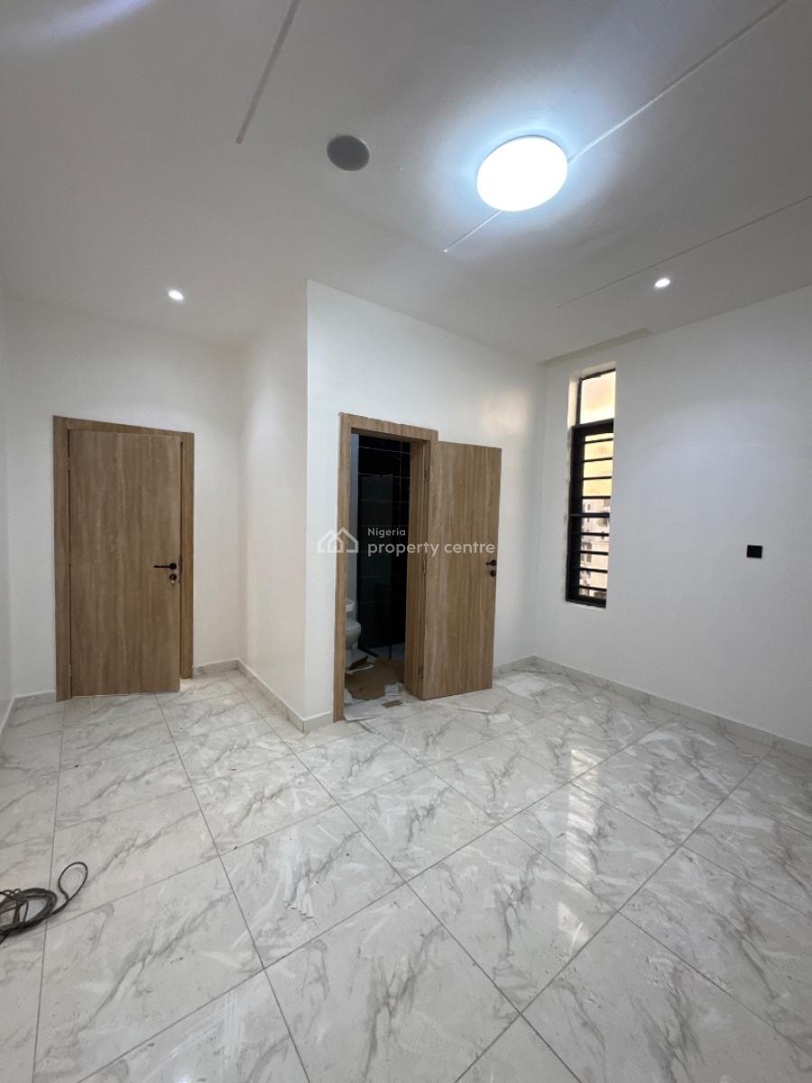 Beautiful 2bedroom Flat with Swimming Pool, Ologolo, Lekki, Lagos, Flat / Apartment for Rent