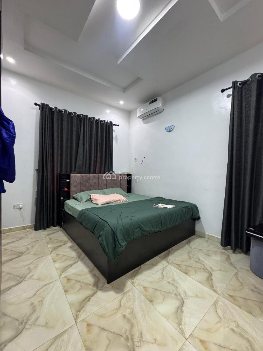 Decent Unfurnished in Serene Surroundings, Osapa, Lekki, Lagos, Flat / Apartment for Rent