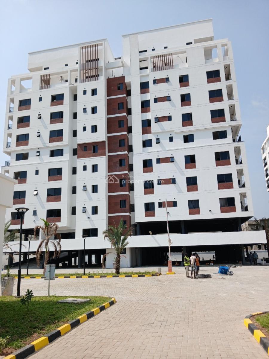 Serviced with 24/7 Power Suppy 3 Bedroom En-suite and Newly Built Flat, Lekki Phase 1, Lekki, Lagos, Flat / Apartment for Sale