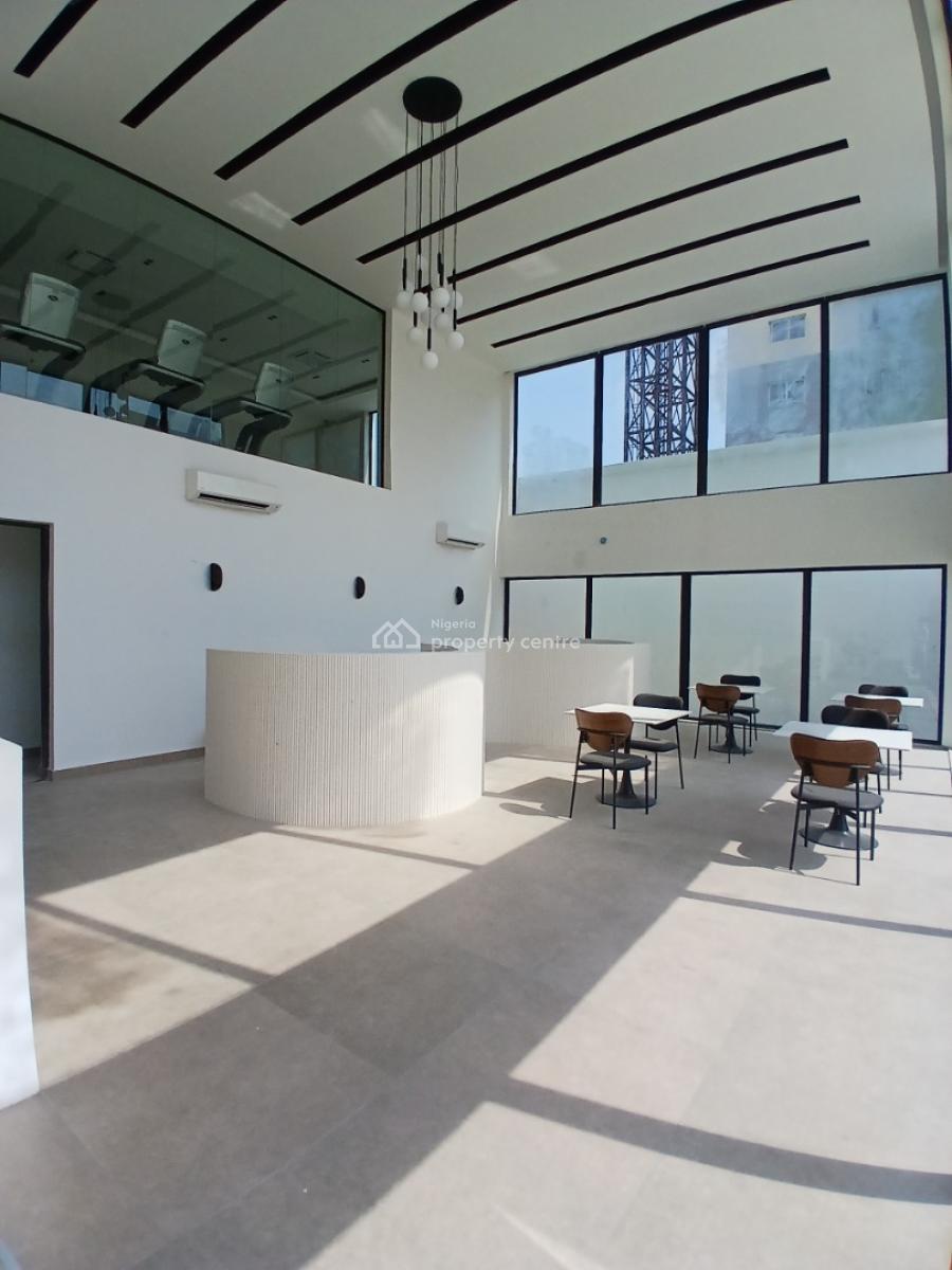 Serviced with 24/7 Power Suppy 3 Bedroom En-suite and Newly Built Flat, Lekki Phase 1, Lekki, Lagos, Flat / Apartment for Sale