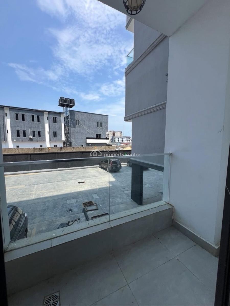 Well Built 2 Bedroom Maisonette with Pool & Gym, 2 Bedroom for Rent, Lekki Phase 1, Lekki, Lagos, Flat / Apartment for Rent