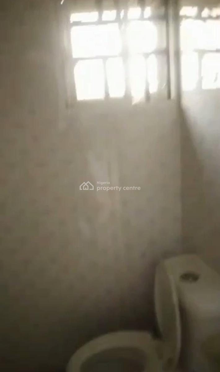 Decent Spacious 4 Bedroom Flat Bungalow, White House Command Off, Abule Egba, Agege, Lagos, Detached Bungalow for Rent