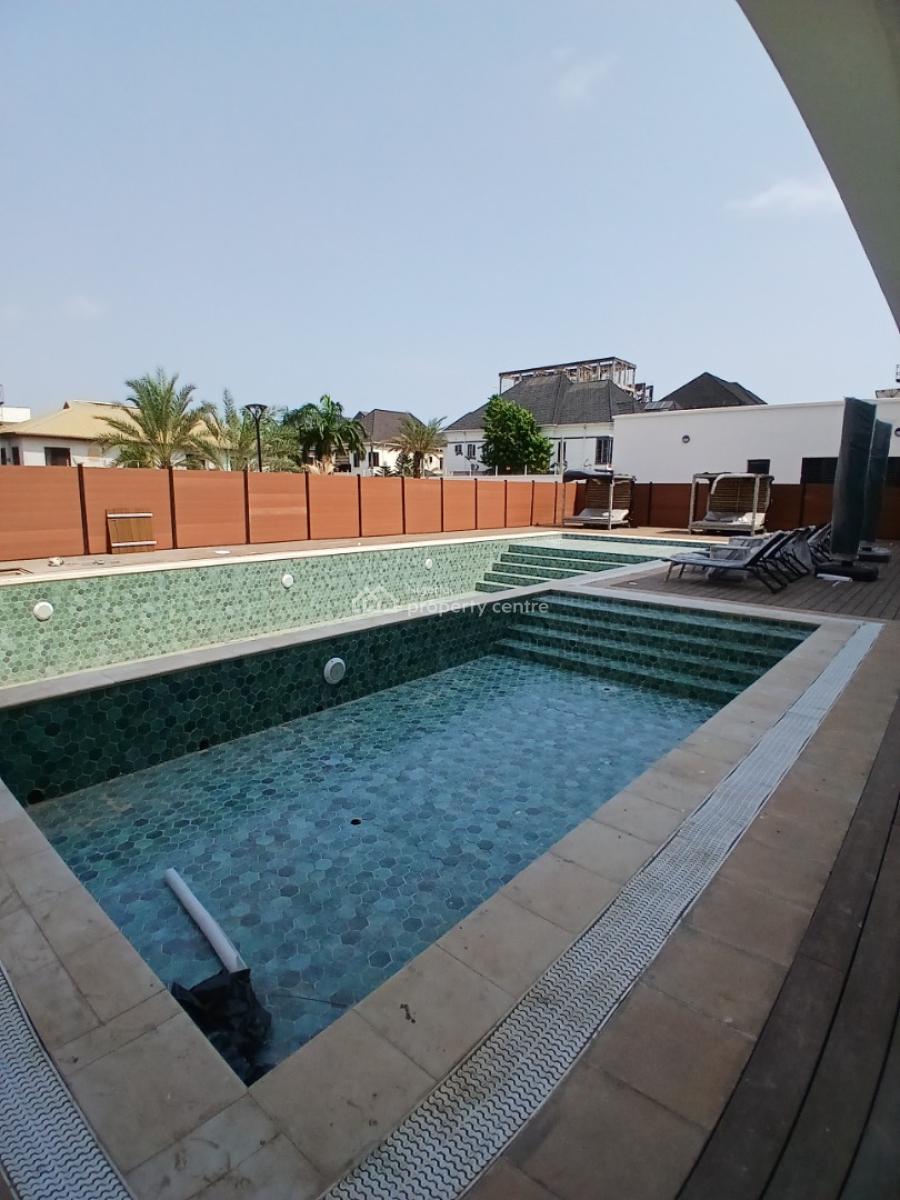 Serviced with 24/7 Power Suppy 3 Bedroom En-suite and Newly Built Flat, Lekki Phase 1, Lekki, Lagos, Flat / Apartment for Rent