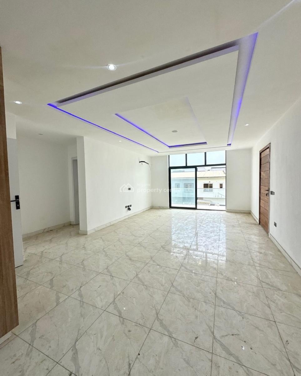 Lovely 2 Bedroom Apartment with Bq, Osapa Lindon, Osapa, Lekki, Lagos, Block of Flats for Sale