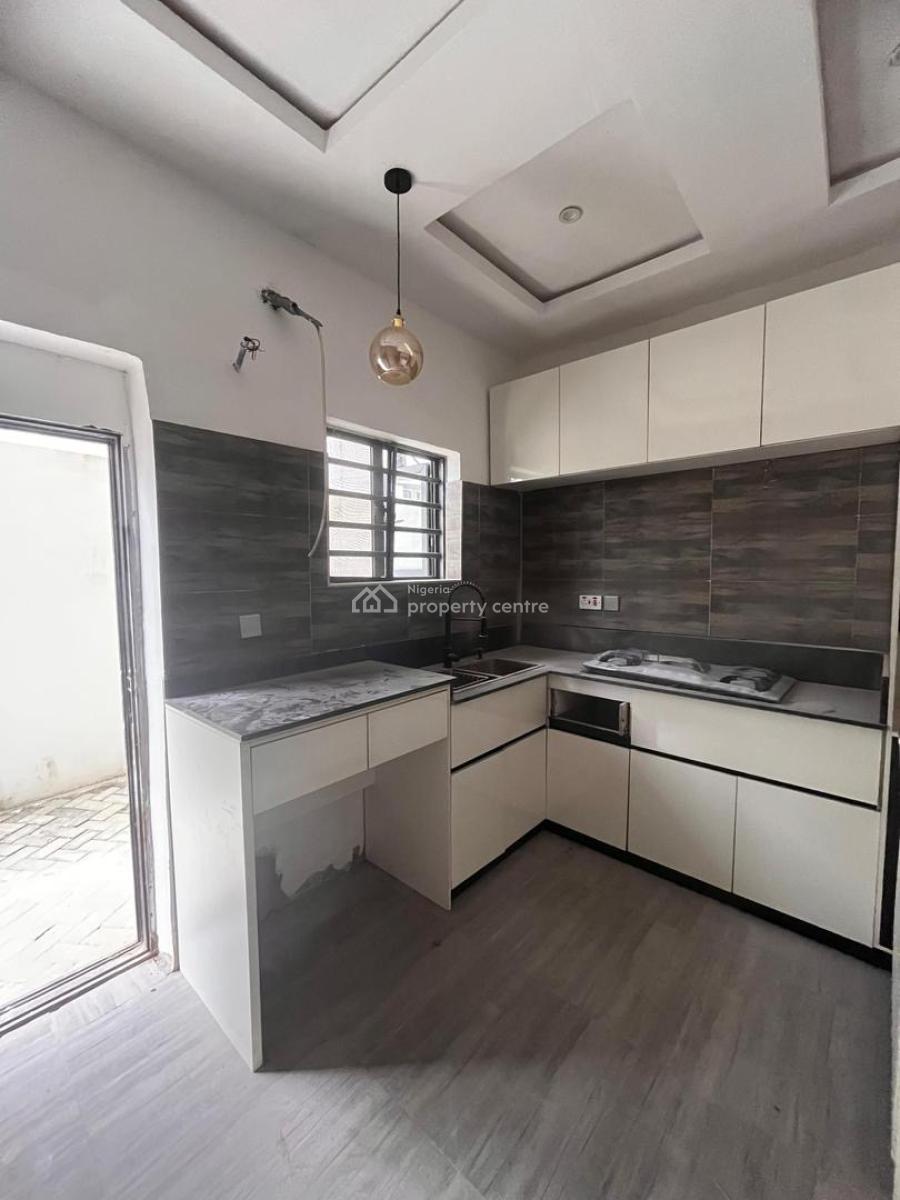 Lovely 4 Bedroom Terrace Duplex with Bq, Chevron, Lekki, Lagos, Terraced Duplex for Sale