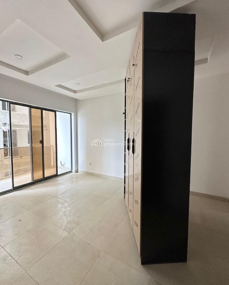 Lovely 4 Bedroom Apartment with Bq, Lekki Phase 1, Lekki Phase 1, Lekki, Lagos, Block of Flats for Sale