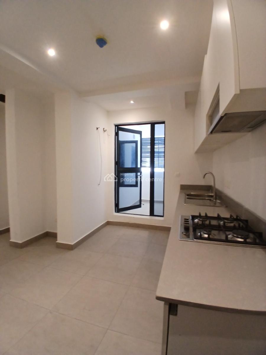 Serviced with 24/7 Power Suppy 2 Bedroom En-suite and Newly Built Flat, Lekki Phase 1, Lekki, Lagos, Flat / Apartment for Sale