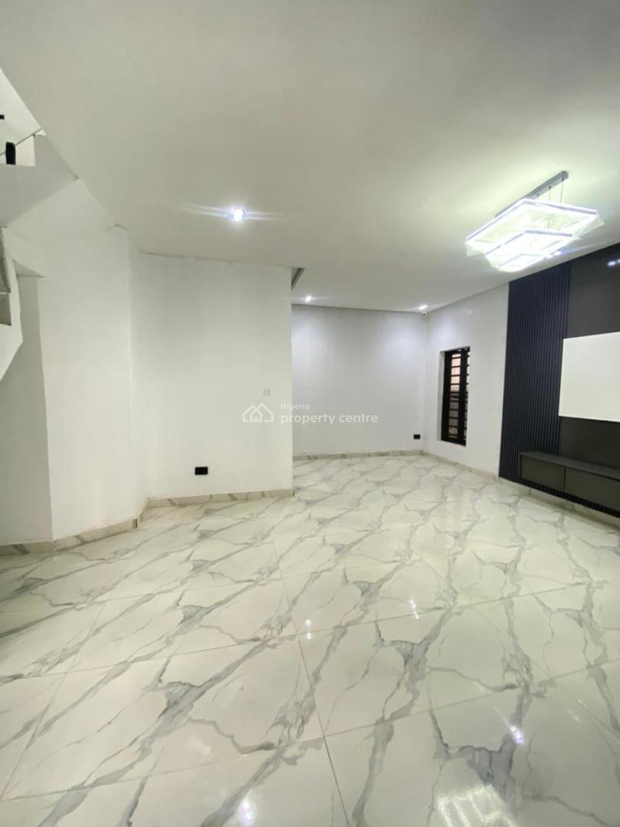 4 Bedroom, Ikota, Lekki, Lagos, Terraced Duplex for Sale