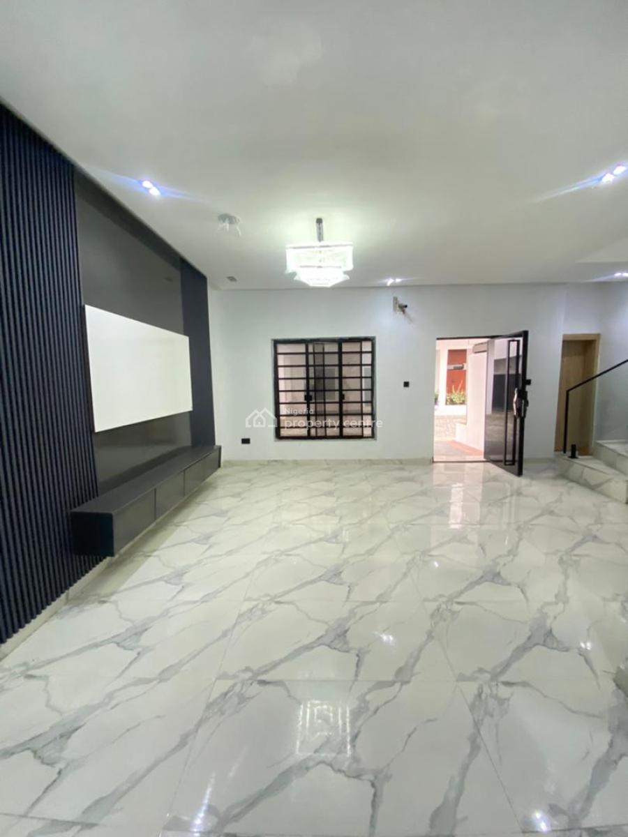 4 Bedroom, Ikota, Lekki, Lagos, Terraced Duplex for Sale