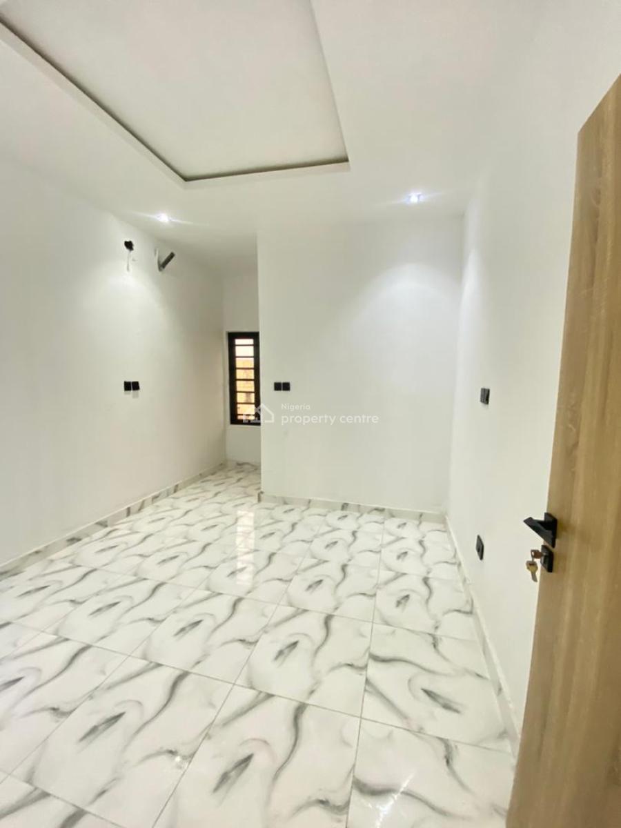 4 Bedroom, Ikota, Lekki, Lagos, Terraced Duplex for Sale