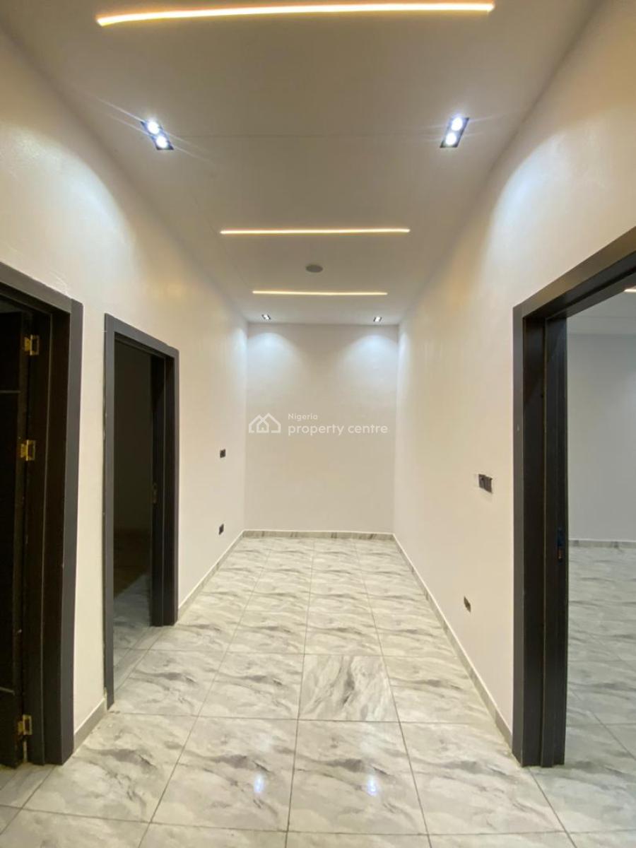 3 Bedroom, Ikota, Lekki, Lagos, Terraced Duplex for Sale