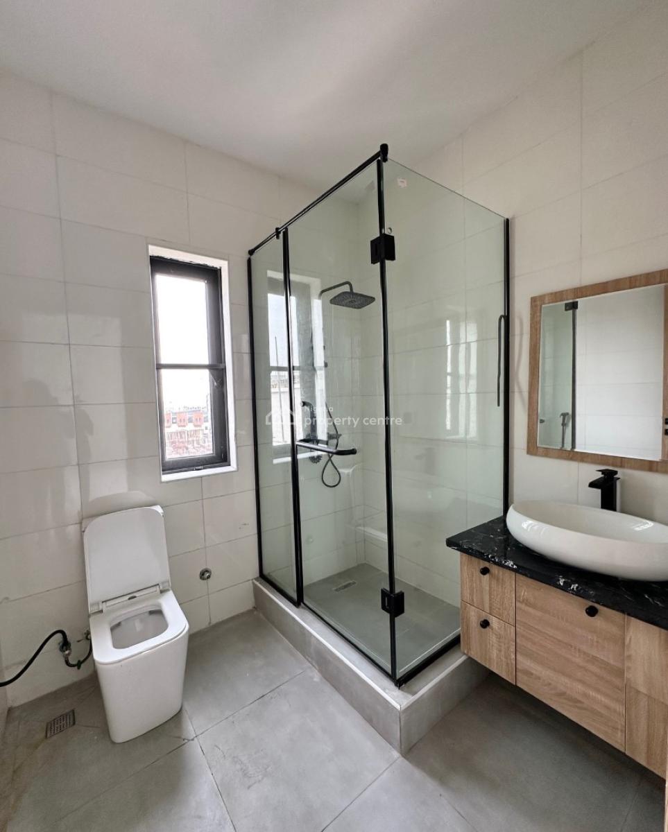 Lovely 2 Bedroom Apartment with Swimming Pool and Bq, Lekki Phase 1, Lekki Phase 1, Lekki, Lagos, Block of Flats for Sale