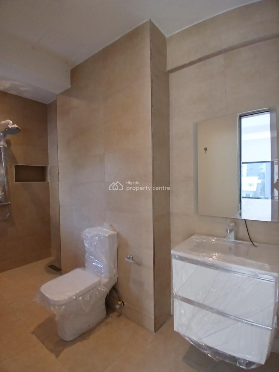 Serviced with 24/7 Power Suppy 2 Bedroom En-suite and Newly Built Flat, Lekki Phase 1, Lekki, Lagos, Flat / Apartment for Rent