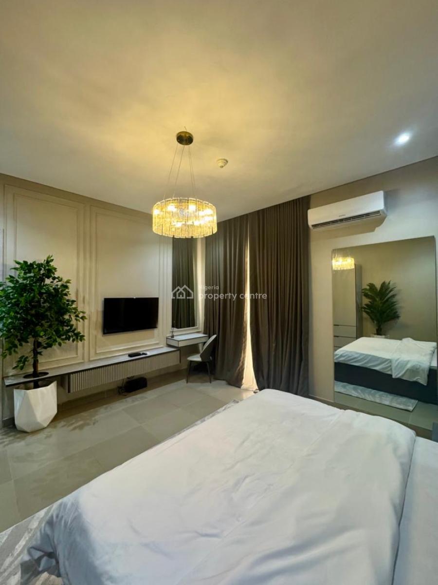 Luxurious 2 Bedroom Apartment with Snooker Board, Ps4, Vinyl Record,, Lekki Phase 1, Lekki, Lagos, Flat / Apartment Short Let