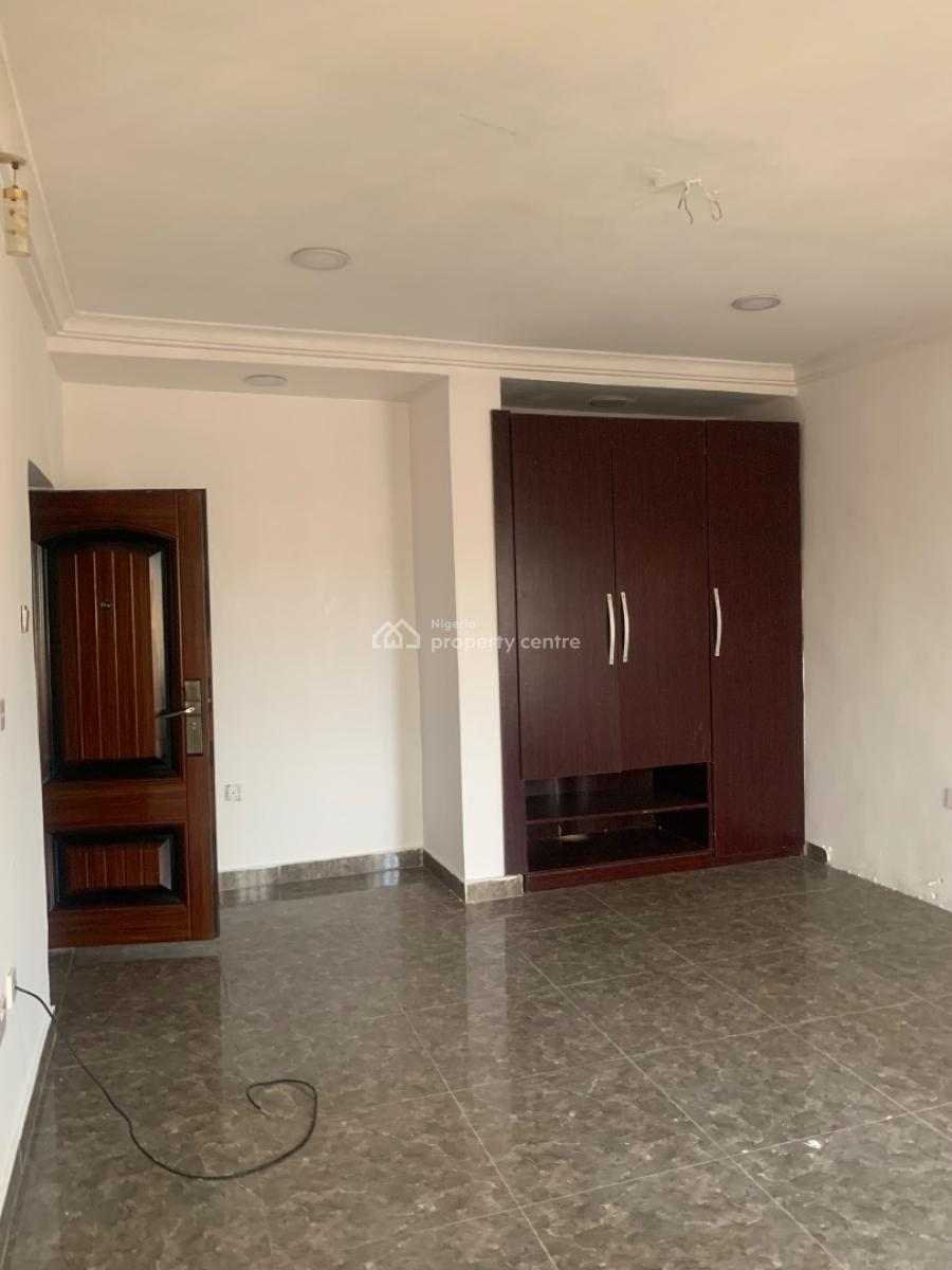 Serviced 3 Bedroom Apartment with Bq, Lekki Phase 1, Lekki, Lagos, Flat / Apartment for Rent