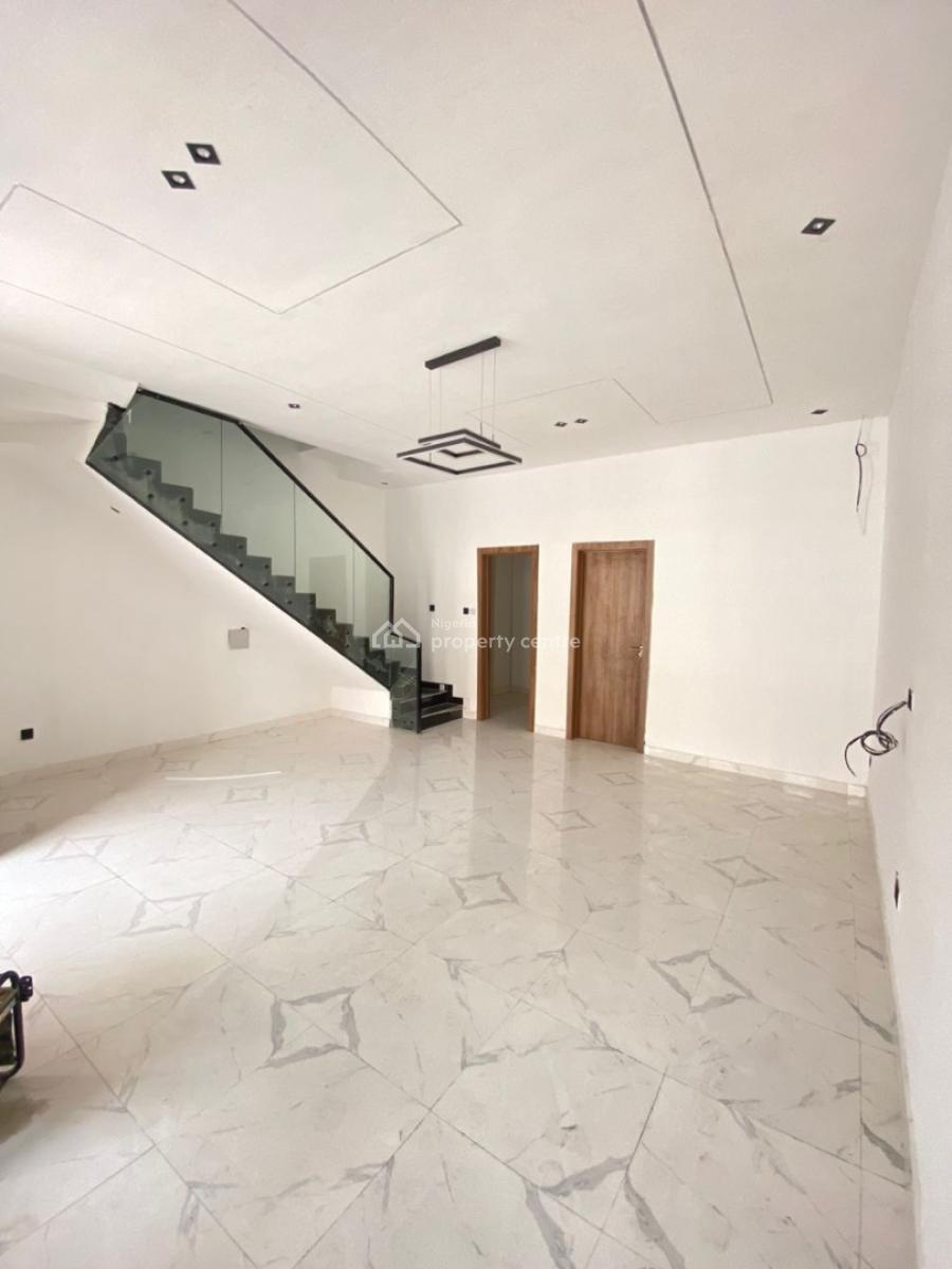 4 Bedroom, Ikota, Lekki, Lagos, Terraced Duplex for Sale