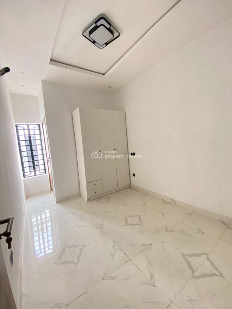 4 Bedroom, Ikota, Lekki, Lagos, Terraced Duplex for Sale