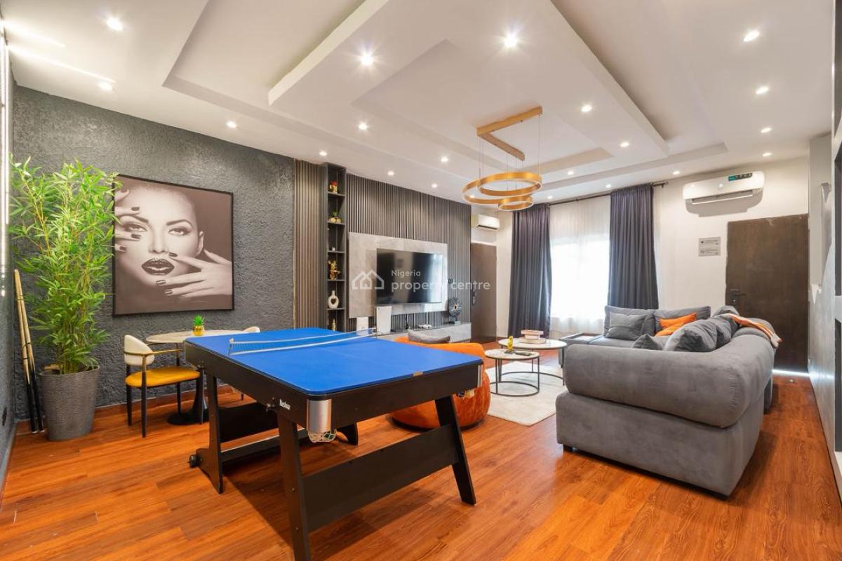 Luxury 3 Bedroom En-suite Apartment with Speedy Wi-fi, Snooker &tennis, Balcony, Pool, Ps5, Comfortable & Secure, Lekki Phase 1, Lekki, Lagos, Flat / Apartment Short Let
