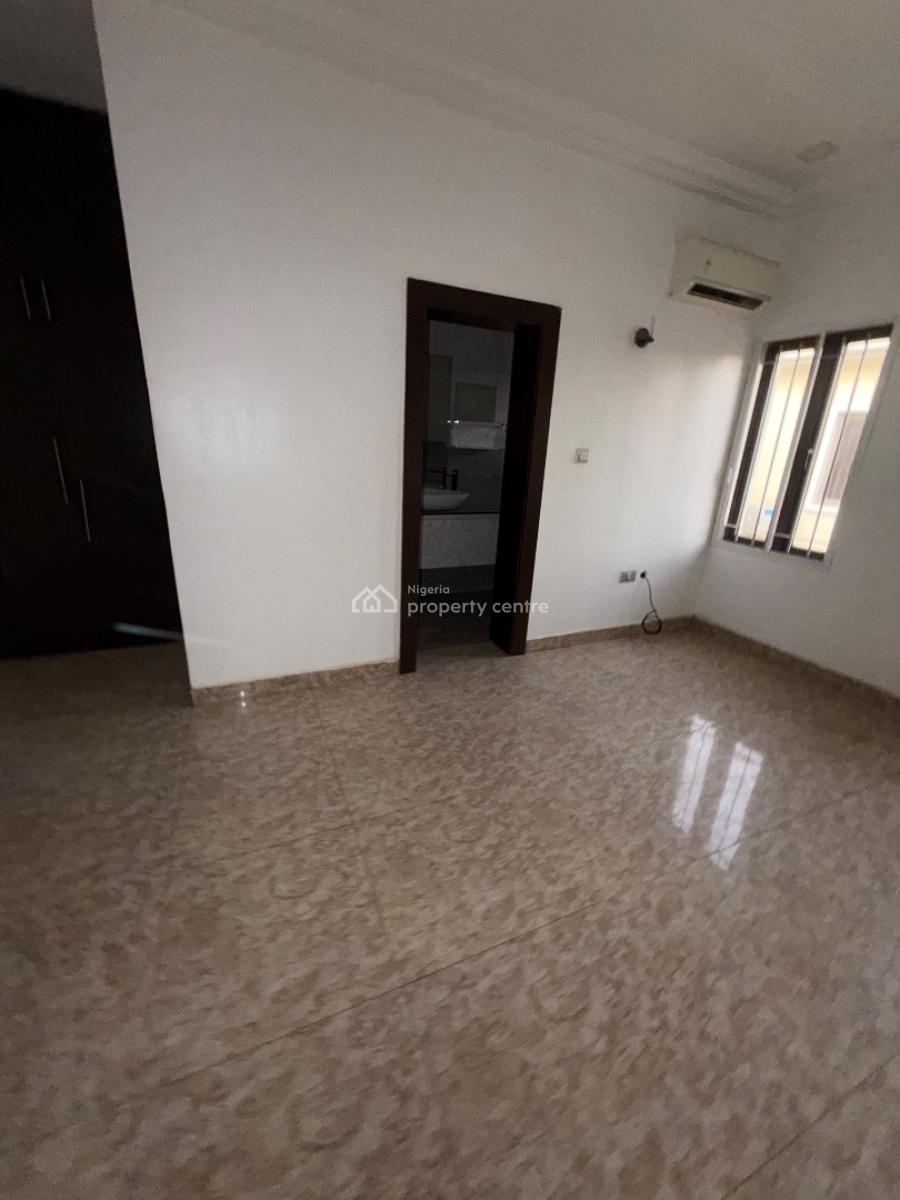 Standard 3 Bedroom Apartment, Asokoro District, Abuja, Flat / Apartment for Rent