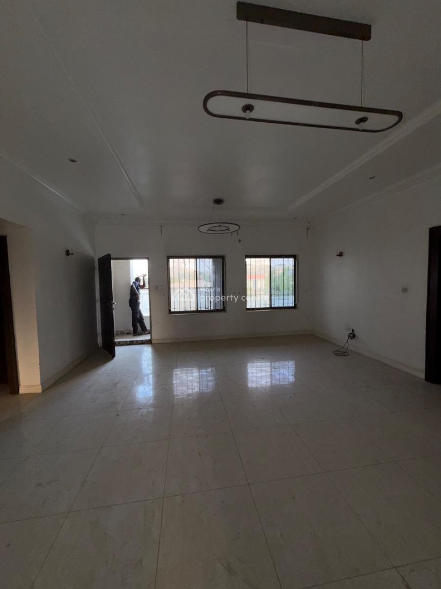 Standard 3 Bedroom Apartment, Asokoro District, Abuja, Flat / Apartment for Rent