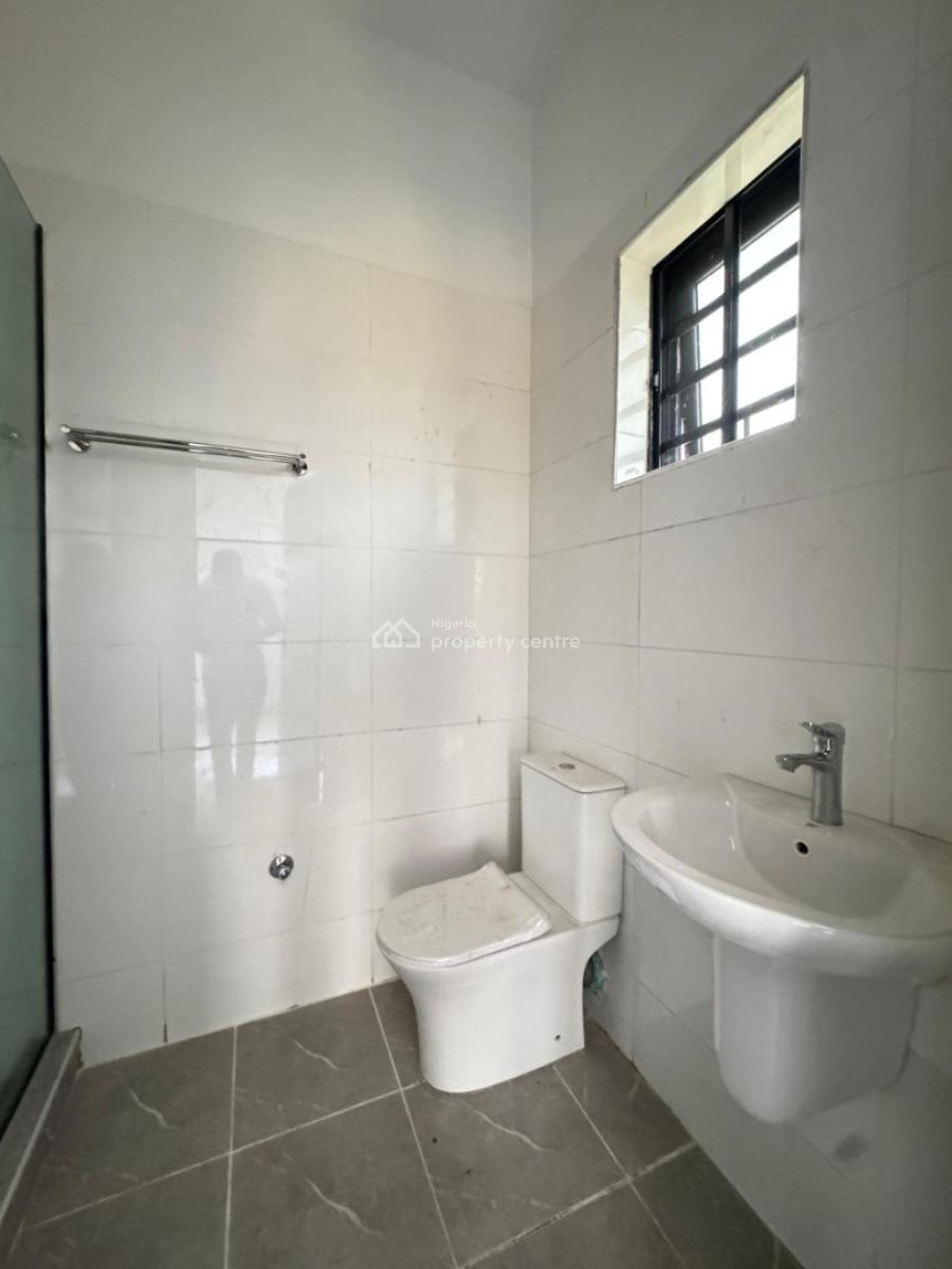 24 Hours Fully Serviced and Spacious 3  Bedroom Apartment, Orchid Road, Lekki, Lagos, House for Sale