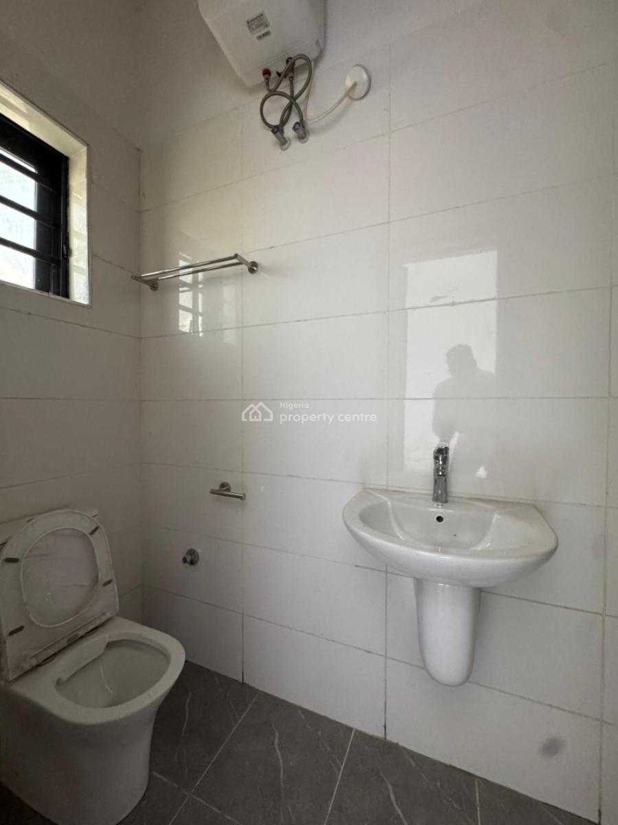 24 Hours Fully Serviced and Spacious 3  Bedroom Apartment, Orchid Road, Lekki, Lagos, House for Sale