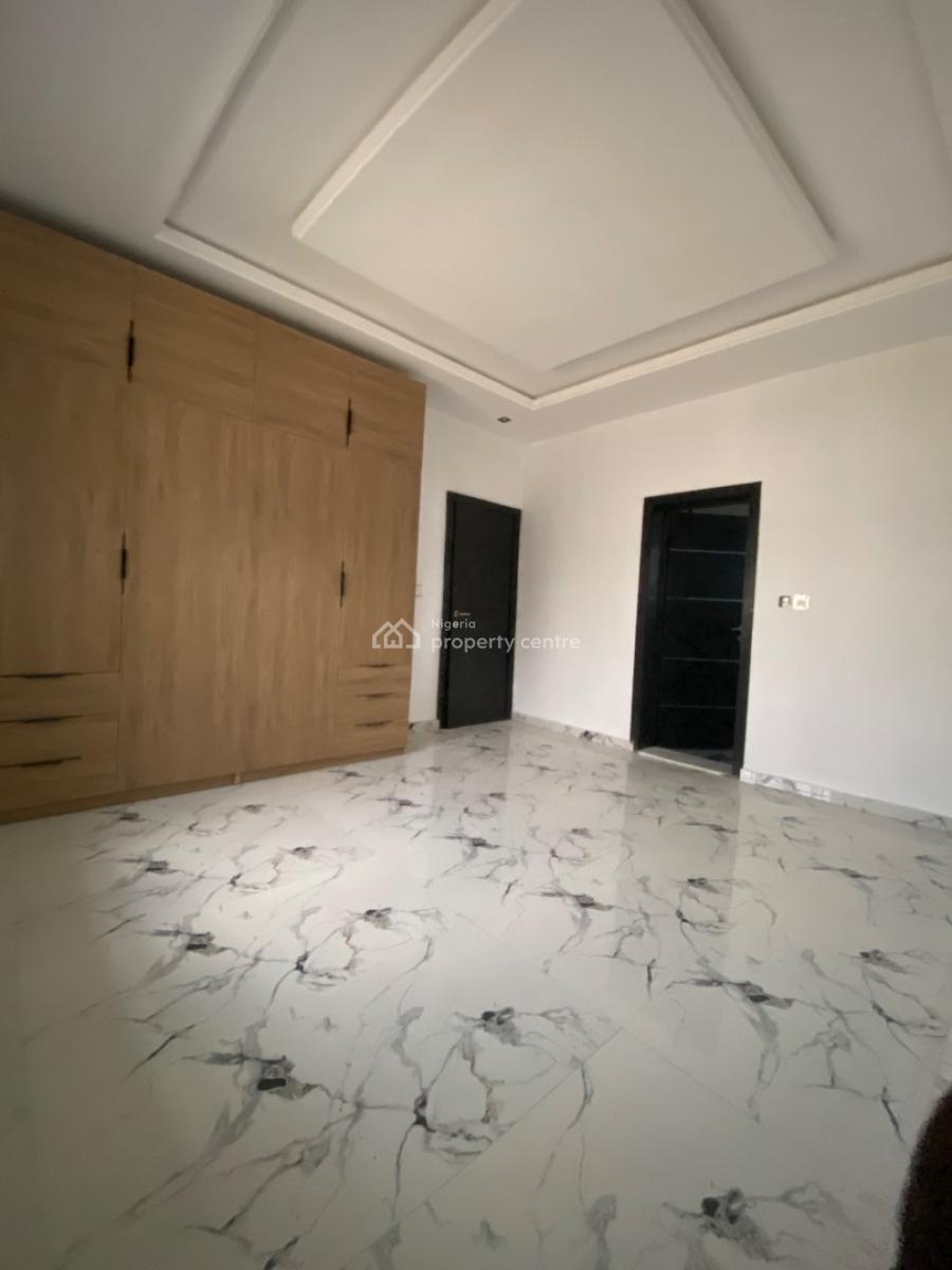 Brandnew 2bedroom Flat, Lekki Phase 1, Lekki, Lagos, Flat / Apartment for Rent