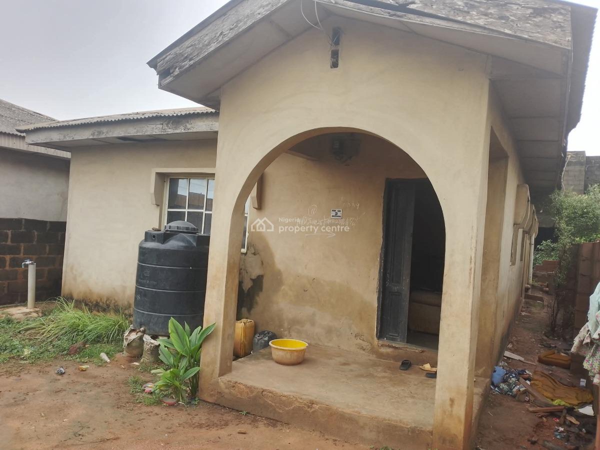 3 Bedroom Bungalow, Blueroof Off Oreta Road, Igbogbo, Ikorodu, Lagos, Detached Bungalow for Sale