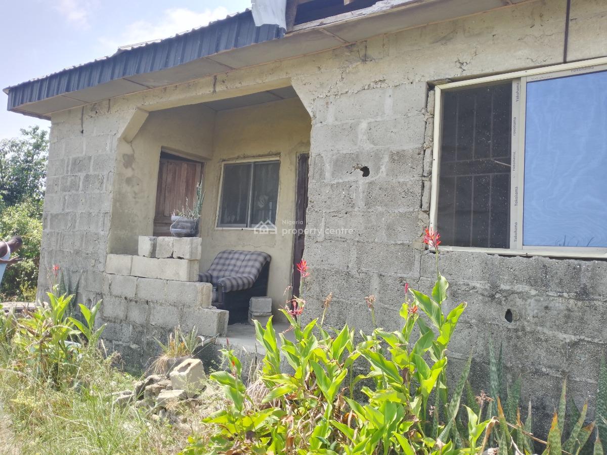 2 Bedroom Bungalow, Blueroof Off Oreta Road, Igbogbo, Ikorodu, Lagos, Detached Bungalow for Sale