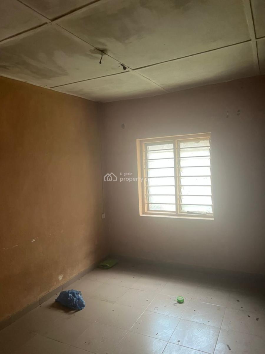 3 Bedroom Bungalow with a Unit of Room & Palour Self on 521sqm, Ashi Bodija, New Bodija, Ibadan, Oyo, Block of Flats for Sale