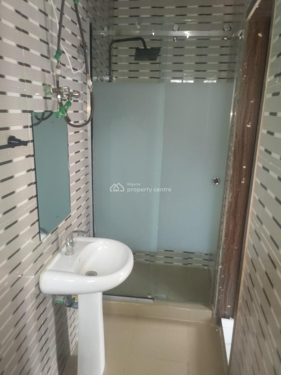 Exquisite 2 Bedroom Apartment, Omole Phase 2, Ikeja, Lagos, Flat / Apartment for Rent