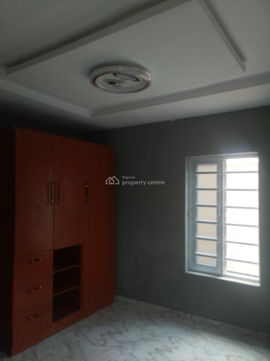 Exquisite 2 Bedroom Apartment, Omole Phase 2, Ikeja, Lagos, Flat / Apartment for Rent