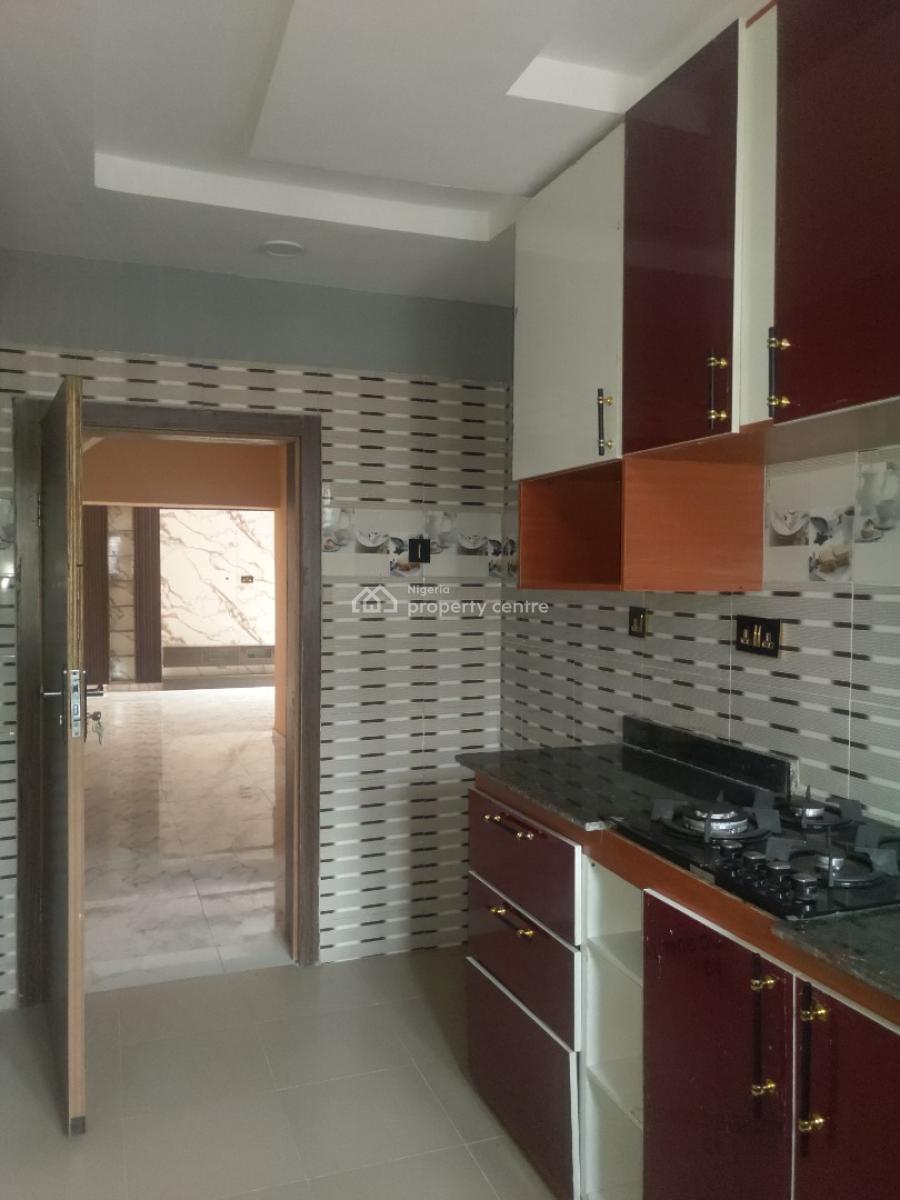 Exquisite 2 Bedroom Apartment, Omole Phase 2, Ikeja, Lagos, Flat / Apartment for Rent