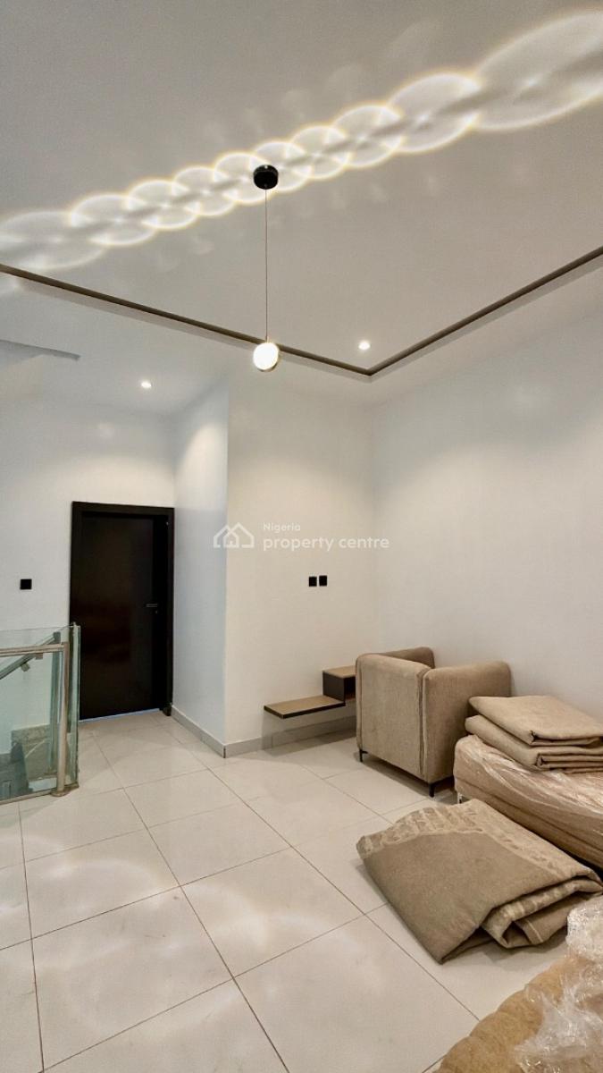 Fully Furnished- Luxury 5 Bedroom Duplex in with Swimming, Guzape Main, Guzape District, Abuja, Terraced Duplex for Sale
