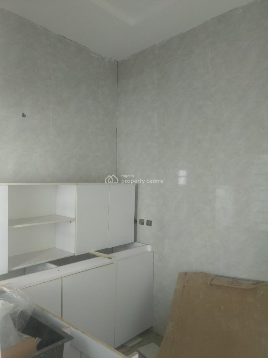 Fantastic 3 Bedroom, Extension, Omole Phase 2, Ikeja, Lagos, Flat / Apartment for Rent