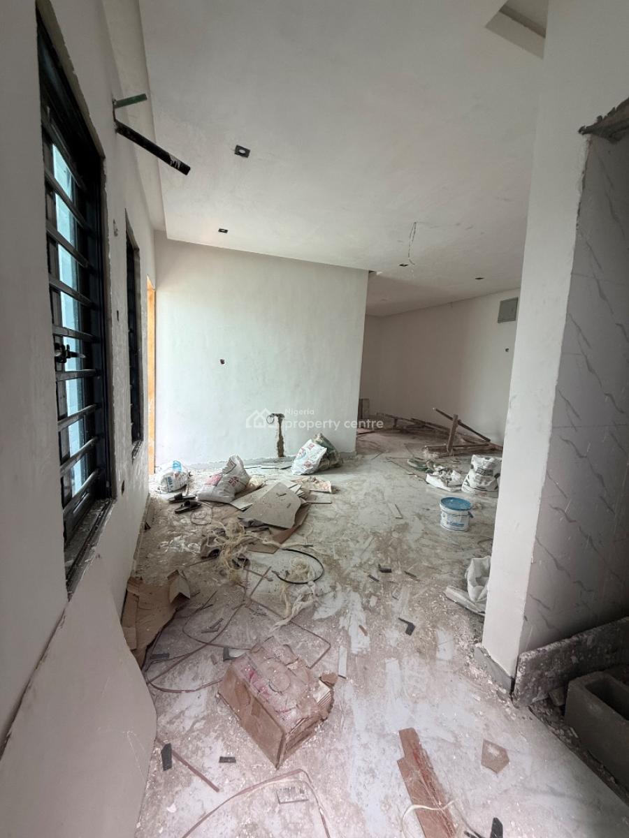 Exquisite 2 Bedroom Flat., Folagoro, Shomolu, Lagos, Flat / Apartment for Sale