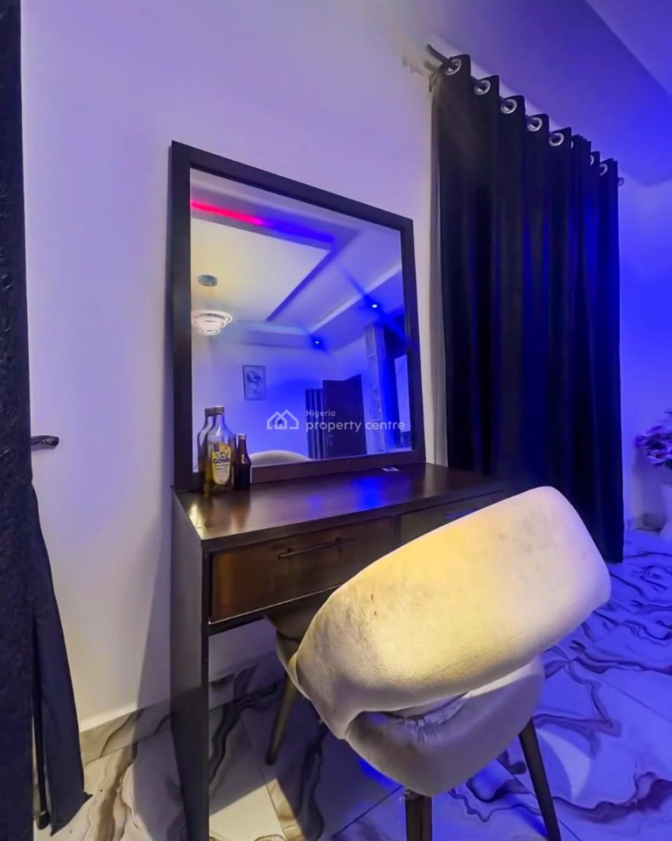 Fully Furnished Contemporary 4 Bedroom Bungalow with a Lounge, Abuloma, Port Harcourt, Rivers, Detached Bungalow for Sale