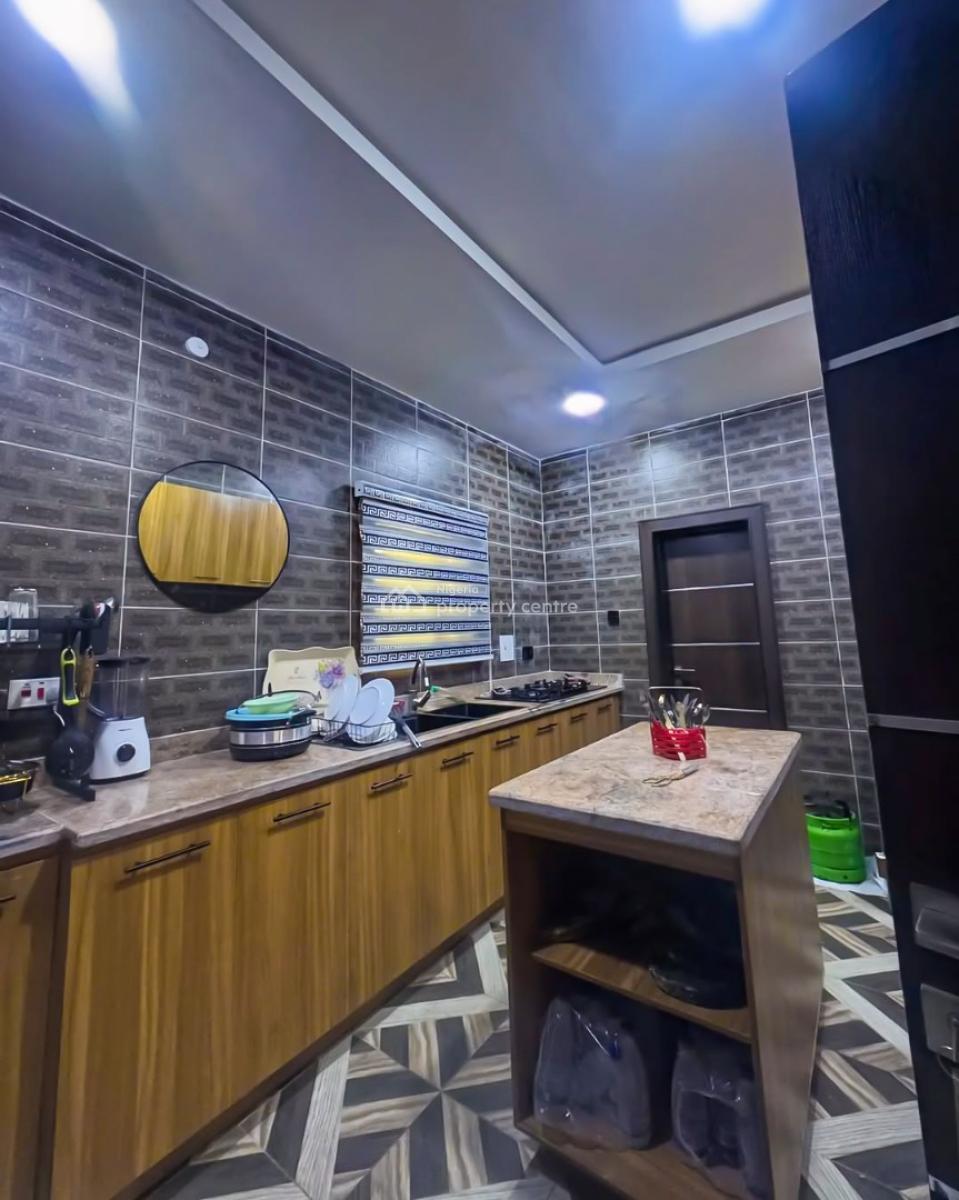 Fully Furnished Contemporary 4 Bedroom Bungalow with a Lounge, Abuloma, Port Harcourt, Rivers, Detached Bungalow for Sale