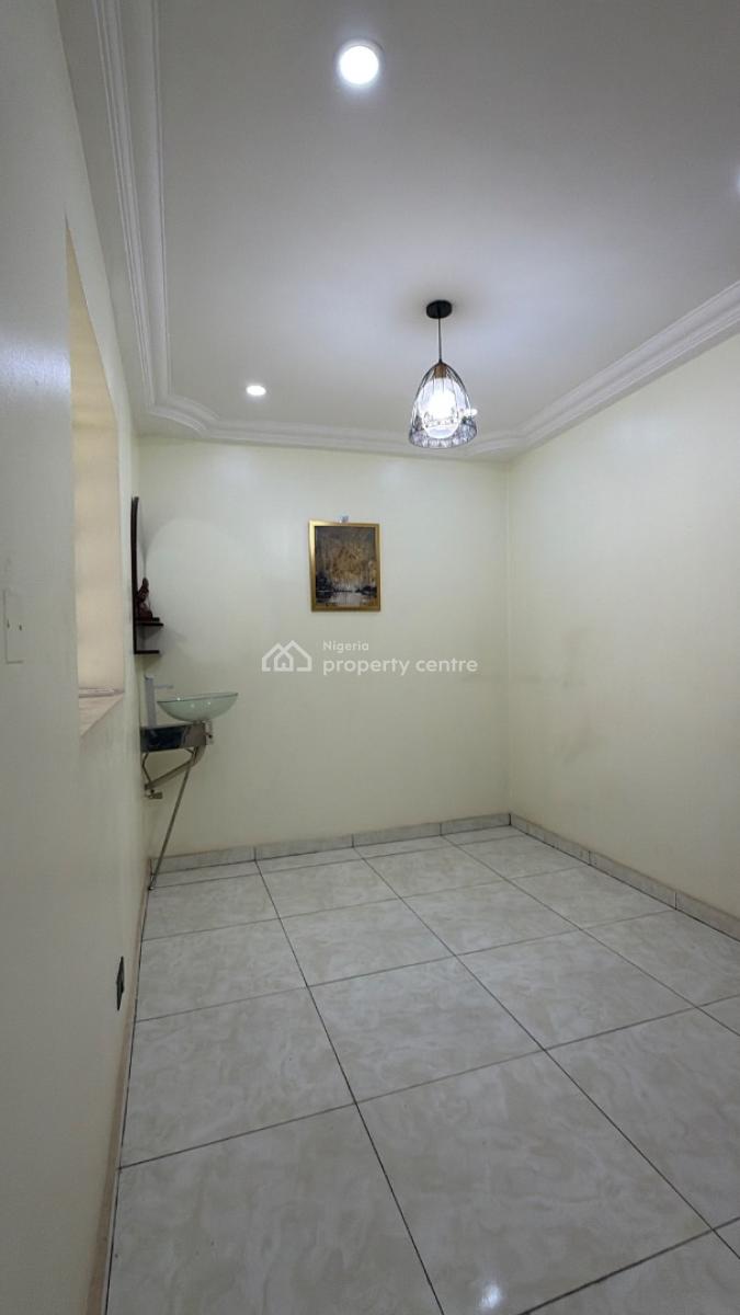 Luxury 3-bedroom Duplex with Bq in a Highbrow Neighborhood, Jabi Main, Jabi, Abuja, Terraced Duplex for Rent