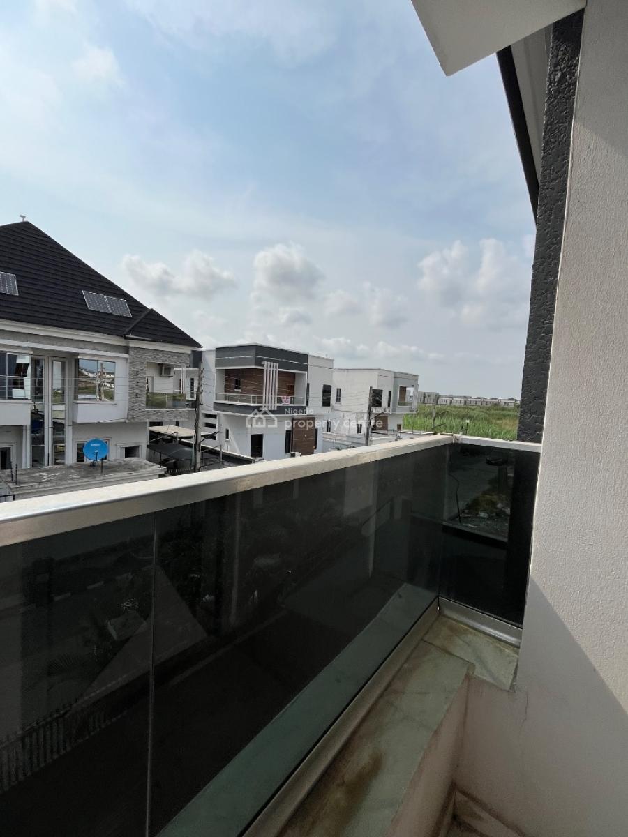 4 Bedroom Duplex on Distress, Chevron Alt., Lekki, Lagos, Detached Duplex for Sale