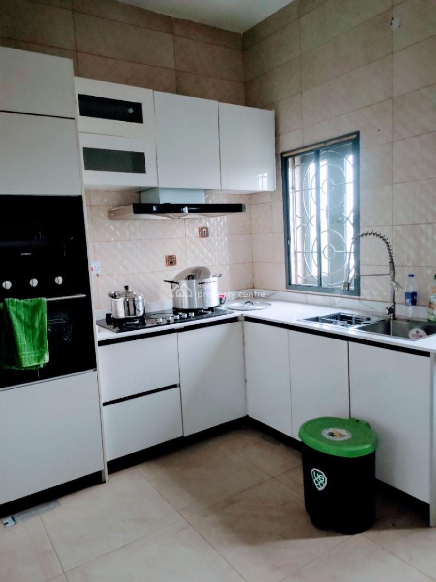 Exotic 2 Bedroom Flat, Shelter Afrique Estate, Uyo, Akwa Ibom, Flat / Apartment for Rent