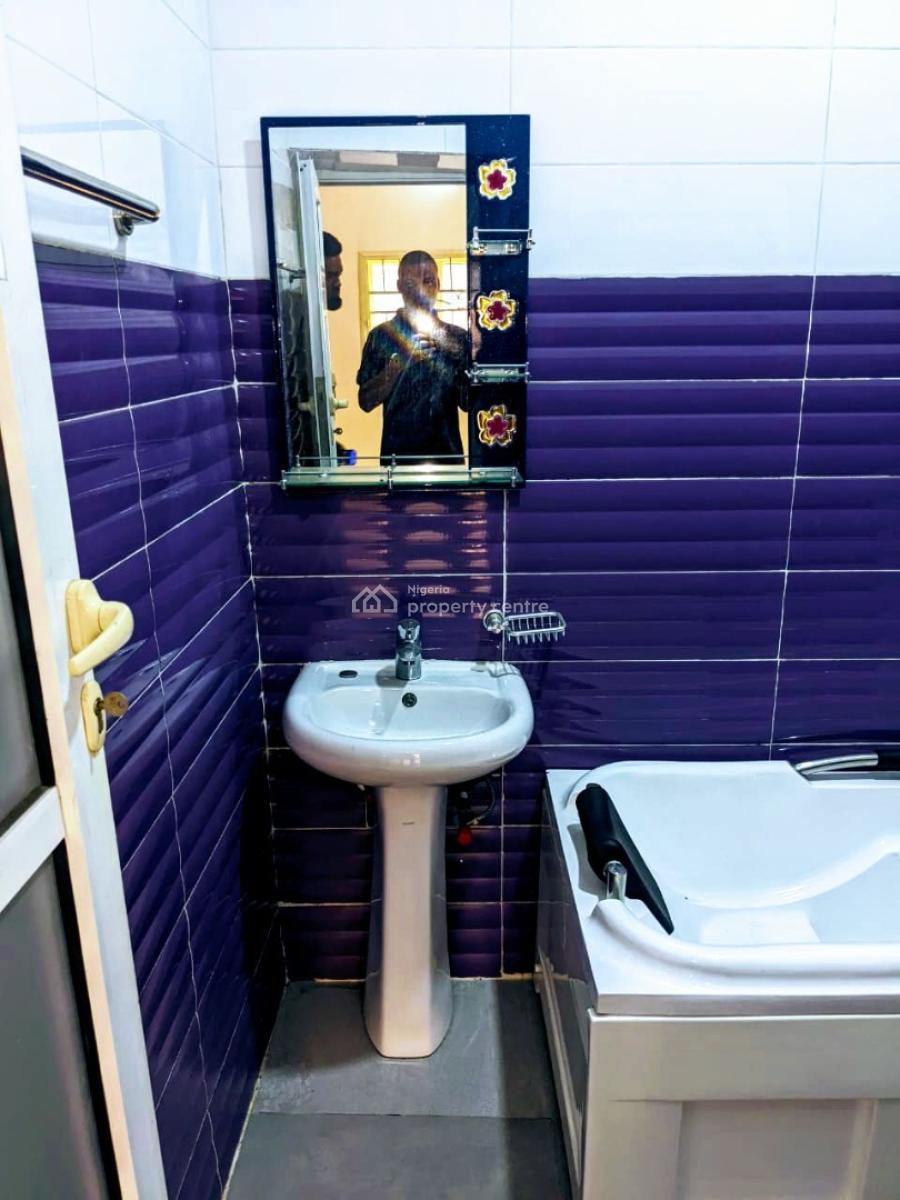 Standard 3 Bedroom Flat, Osongama Estate, Uyo, Akwa Ibom, Flat / Apartment for Rent