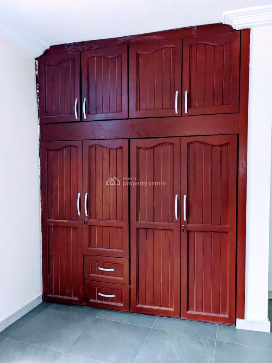 Standard 3 Bedroom Flat, Osongama Estate, Uyo, Akwa Ibom, Flat / Apartment for Rent