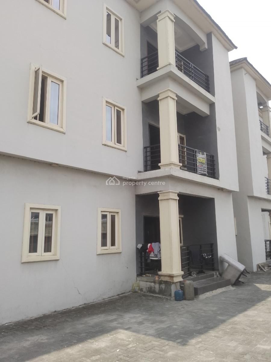 a Standard and  a Very Spacious 2bedroom Flat, Elekan, Bogije, Ibeju Lekki, Lagos, Flat / Apartment for Rent