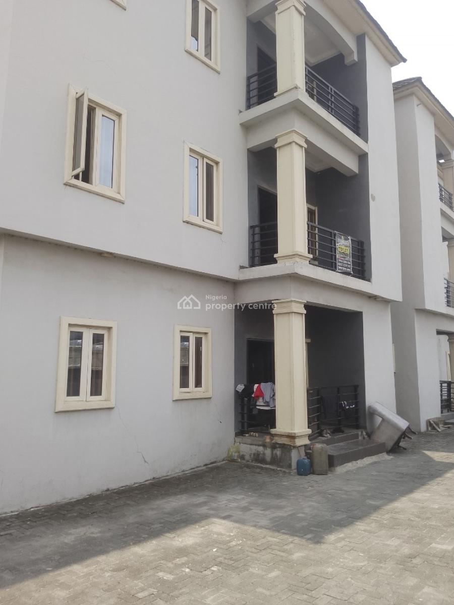 a Standard and  a Very Spacious 2bedroom Flat, Elekan, Bogije, Ibeju Lekki, Lagos, Flat / Apartment for Rent