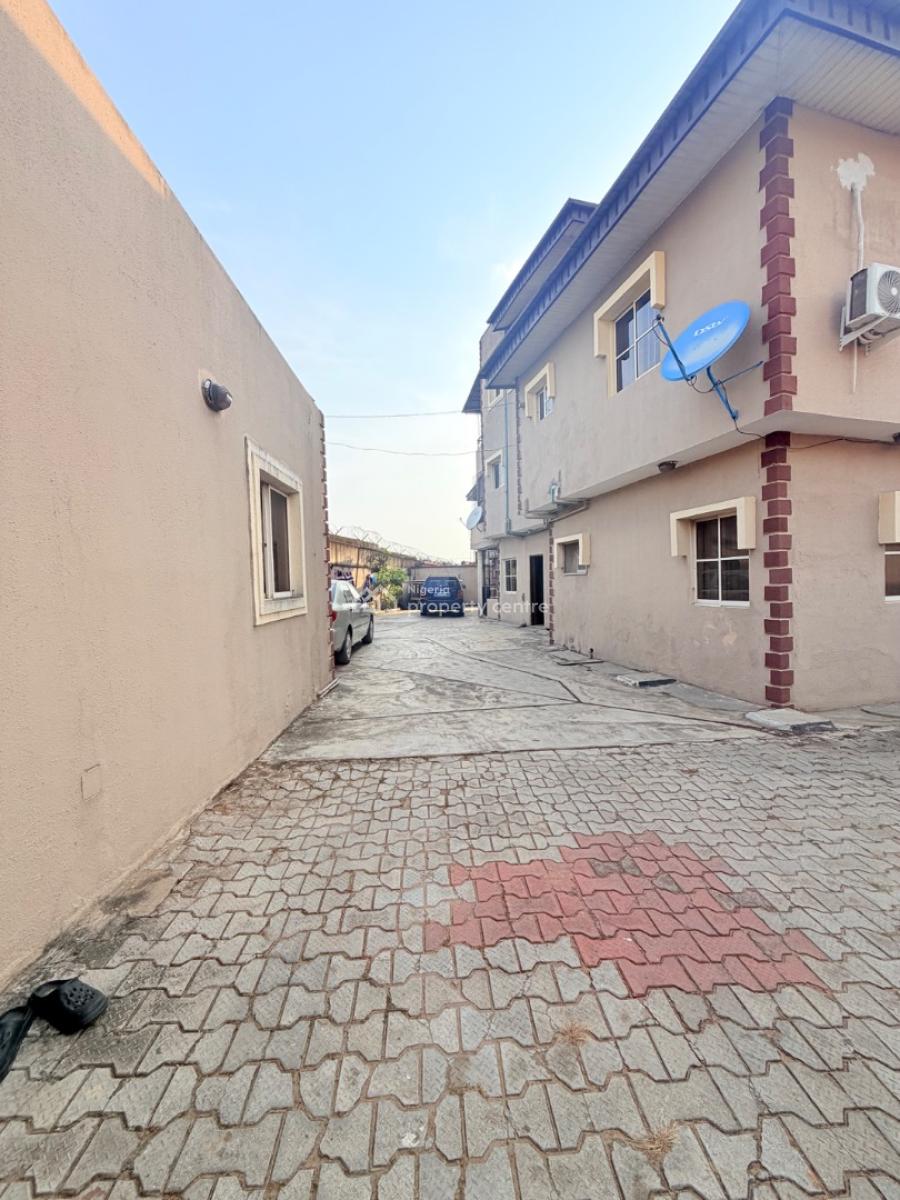 an Exquisite Solid Income Generating Residential Blocks, Mangoro, Ikeja, Lagos, Flat / Apartment for Sale